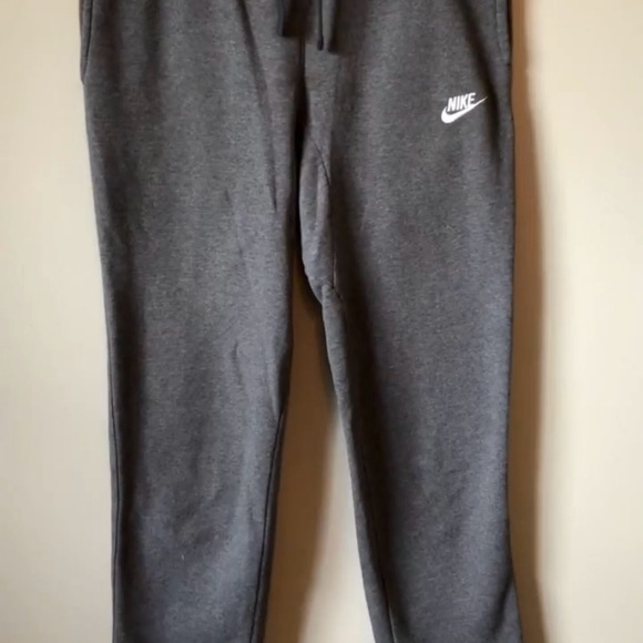 Nike sweat pants size S fits medium - Picture 3 of 7